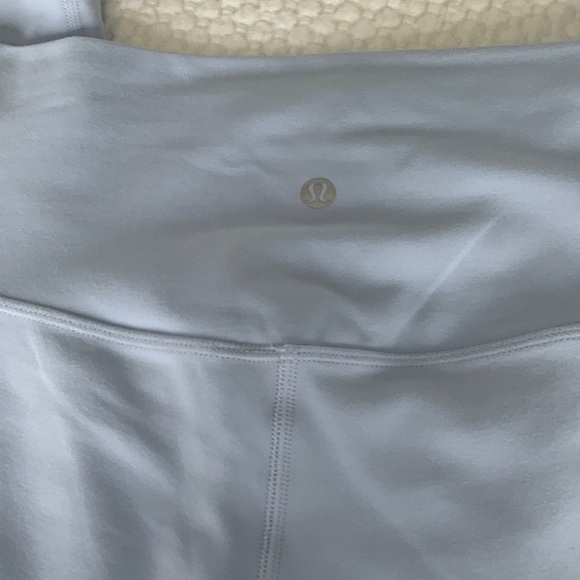 Lululemon yoga pants - Picture 2 of 4